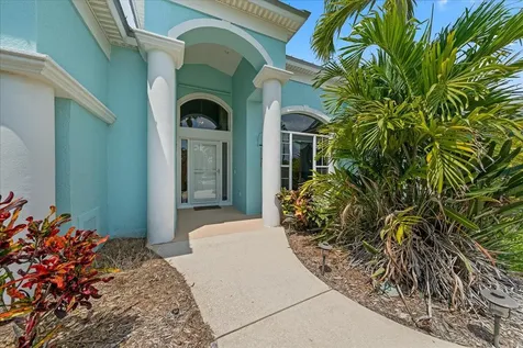 142 Cambridge Court Indialantic FL 32903