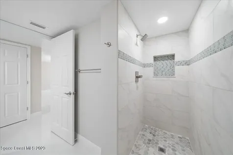 2727 N Highway A1a Indialantic FL 32903