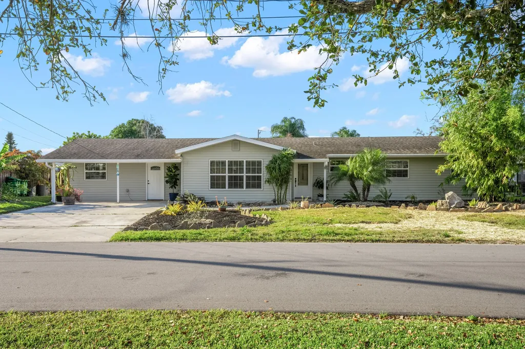 810 Cardinal Road Cocoa FL 32926