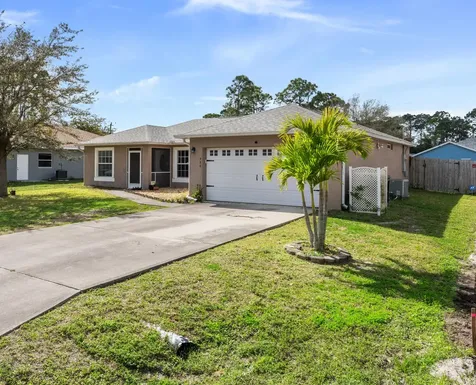 466 Iroquois Avenue NW Palm Bay FL 32907