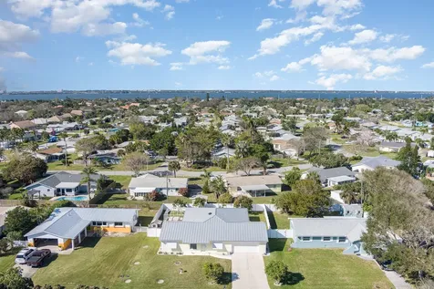 2035 Sea Avenue Indialantic FL 32903