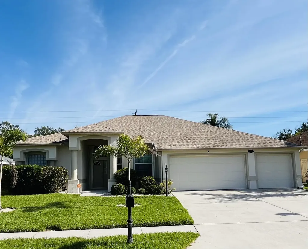 2103 Woodfield Circle Melbourne FL 32904