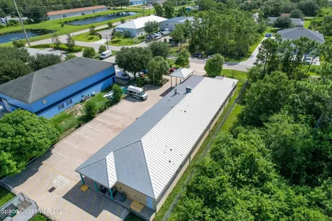 422 Martin Road SE Palm Bay FL 32909