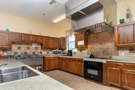422 Martin Road SE Palm Bay FL 32909