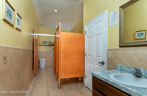 422 Martin Road SE Palm Bay FL 32909