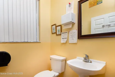 422 Martin Road SE Palm Bay FL 32909