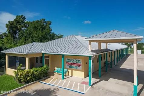 422 Martin Road SE Palm Bay FL 32909