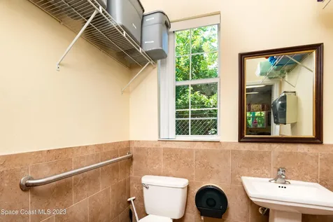 422 Martin Road SE Palm Bay FL 32909