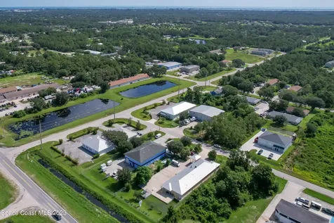 422 Martin Road SE Palm Bay FL 32909