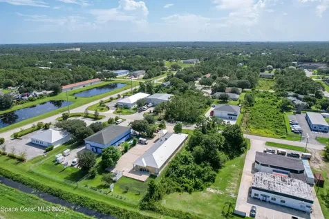 422 Martin Road SE Palm Bay FL 32909