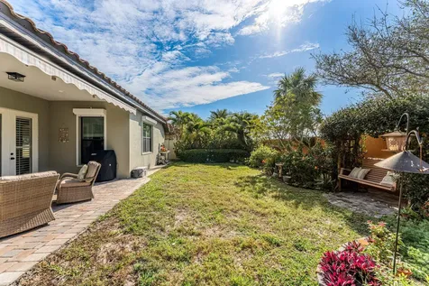 279 Montecito Drive Satellite Beach FL 32937