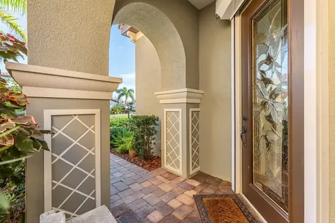 279 Montecito Drive Satellite Beach FL 32937