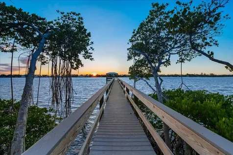 227 Lansing Island Drive Indian Harbour Beach FL 32937