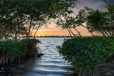 227 Lansing Island Drive Indian Harbour Beach FL 32937