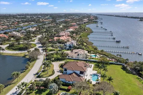 227 Lansing Island Drive Indian Harbour Beach FL 32937