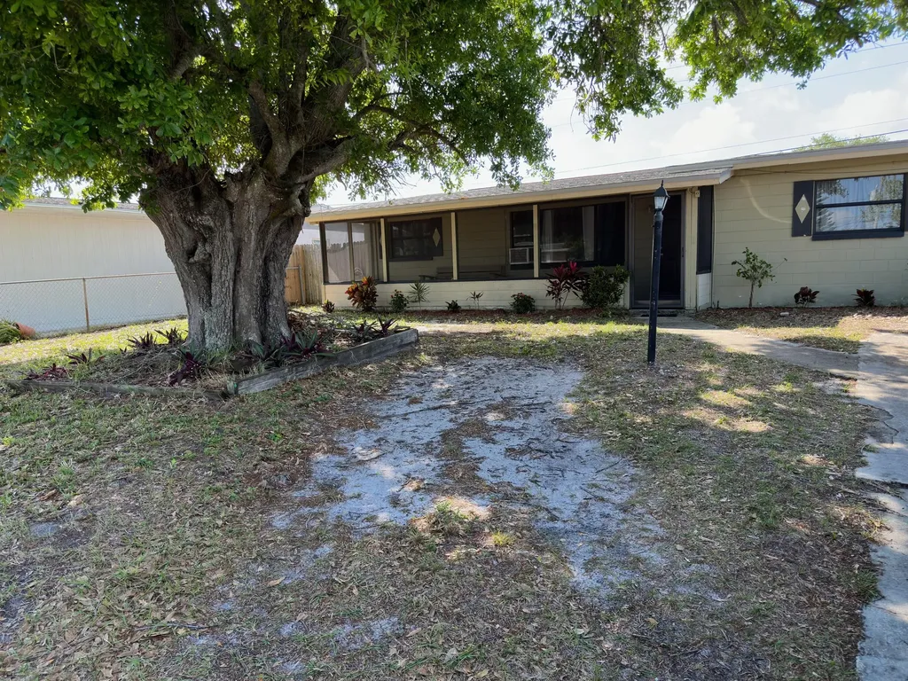 2445 Sadler Lane Melbourne FL 32935