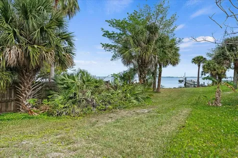 7675 S Tropical Trail Merritt Island FL 32952