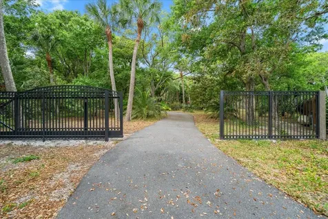 7675 S Tropical Trail Merritt Island FL 32952