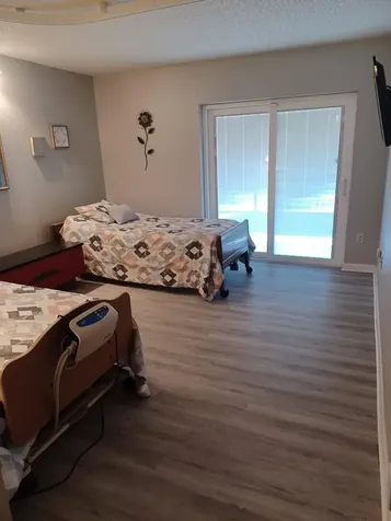 806 Palm Harbor Court Leesburg FL 34748