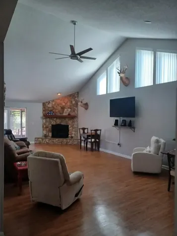 806 Palm Harbor Court Leesburg FL 34748