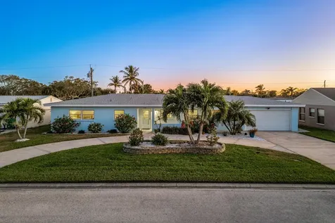 428 Dempsey Drive Cocoa Beach FL 32931