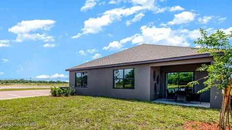 5017 Barr Street West Melbourne FL 32904