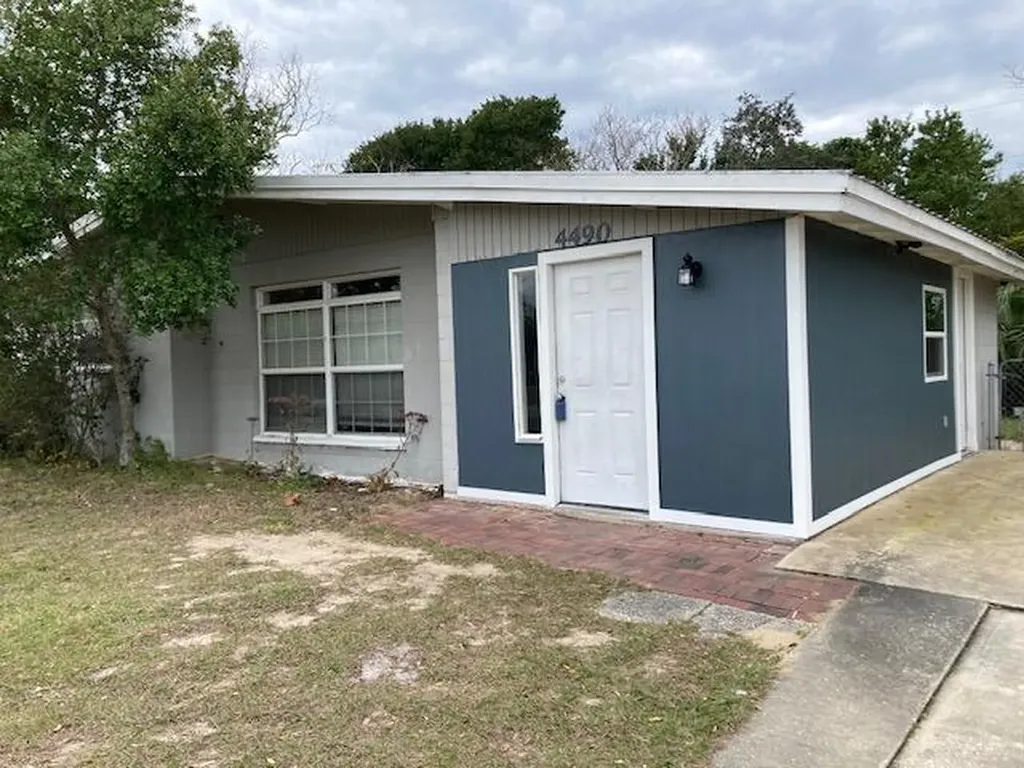 4490 Darden Avenue Titusville FL 32780