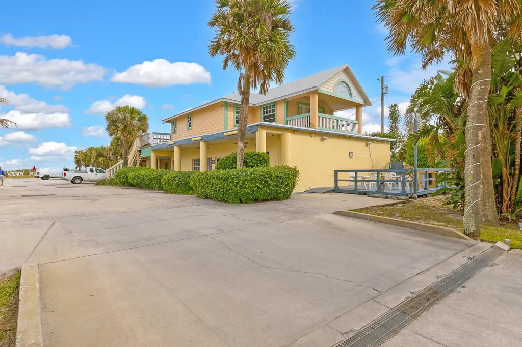 5935 S Highway A1a Melbourne Beach FL 32951
