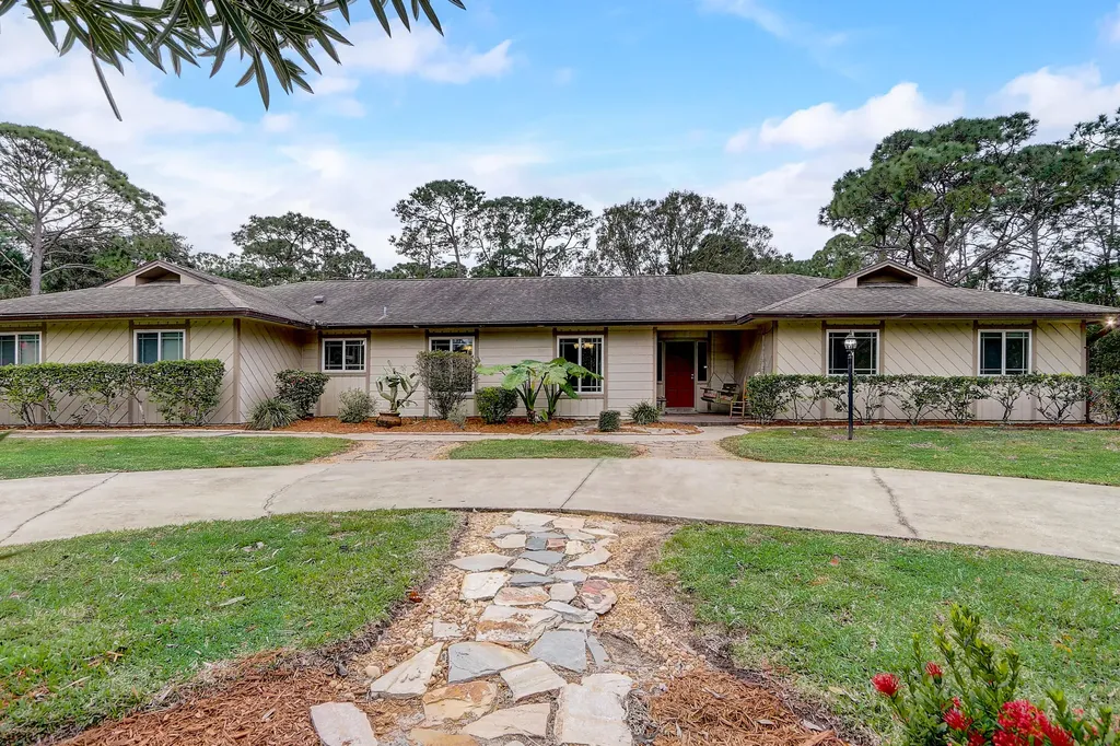 5065 Laguna Vista Drive Melbourne FL 32934