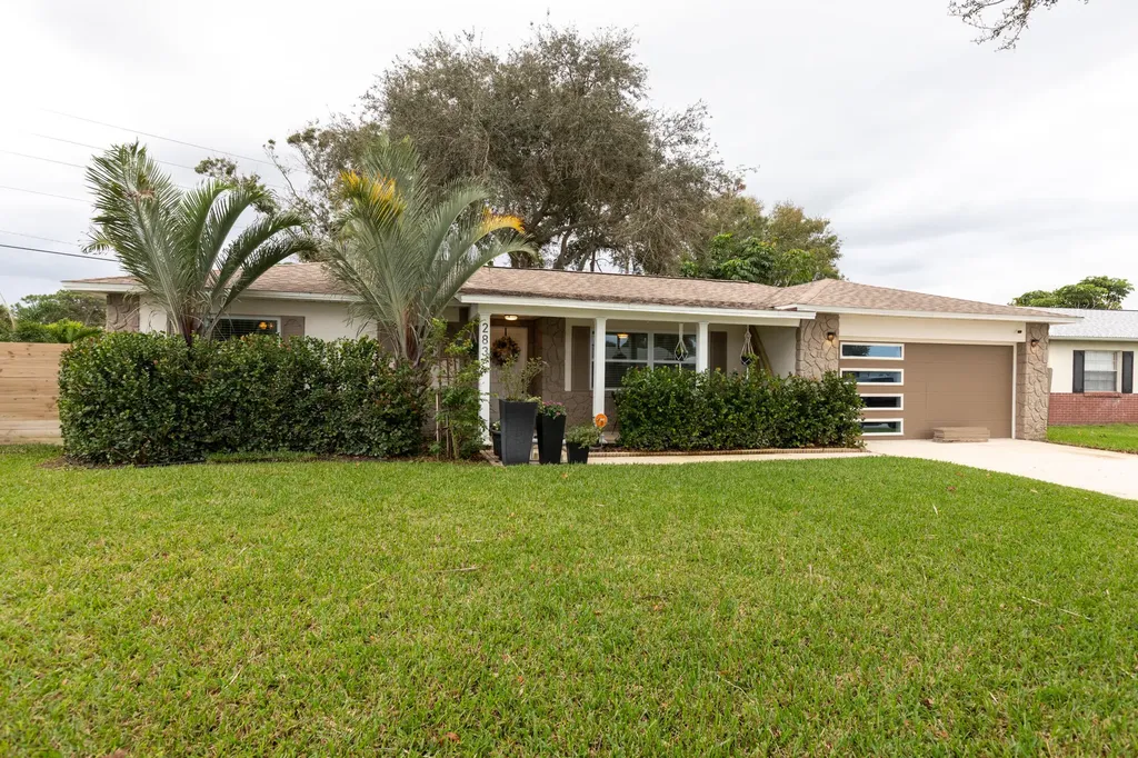 2833 Campus Circle Melbourne FL 32935