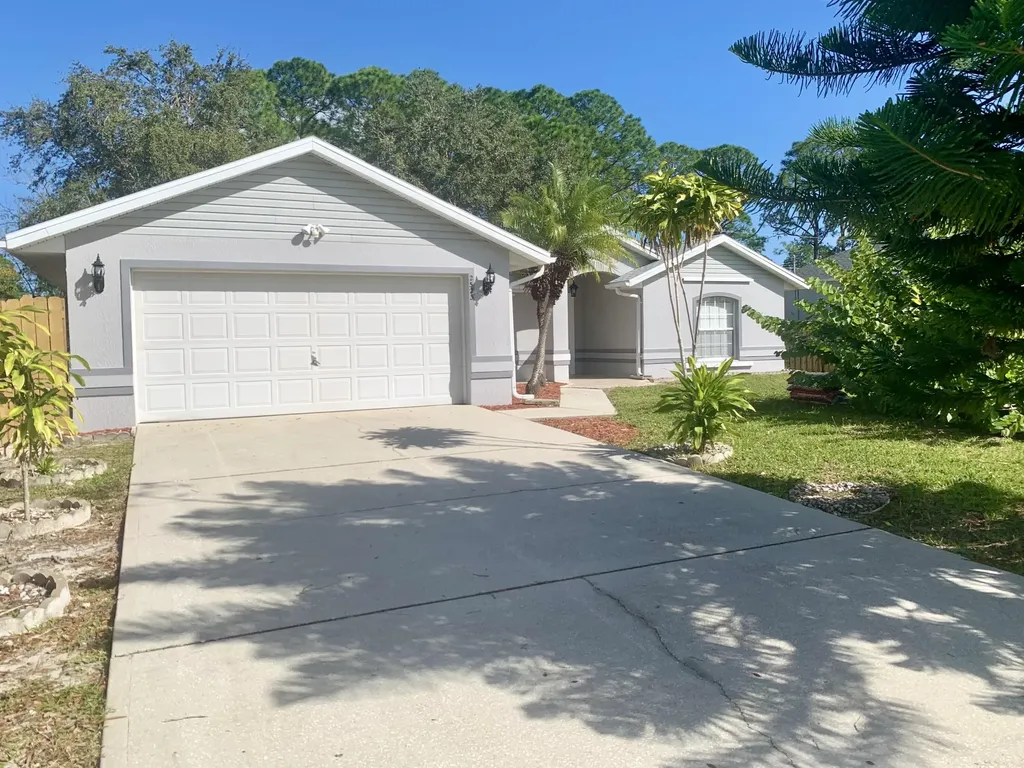 2523 Peralta Drive SE Palm Bay FL 32909