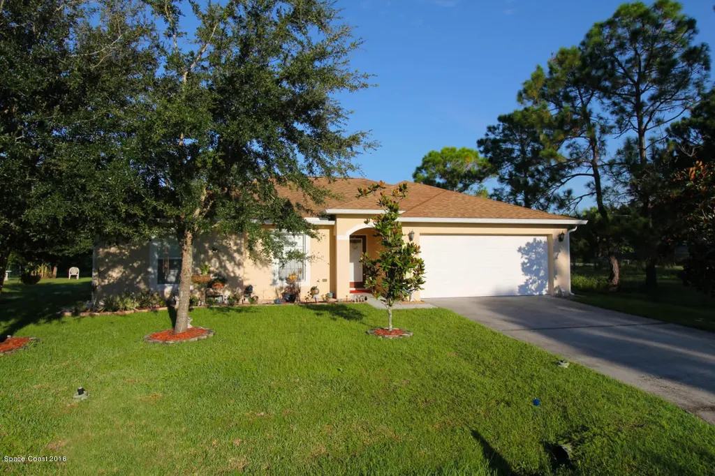 2188 Sans Souci Avenue SE Palm Bay FL 32909