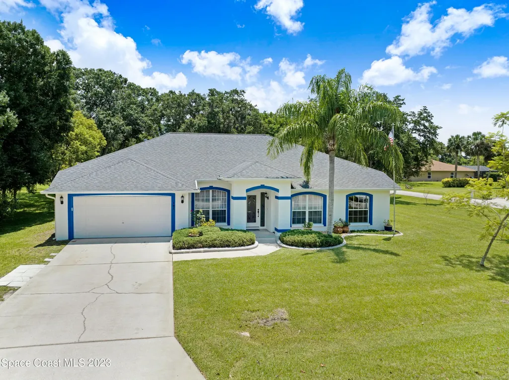 707 Pineda Avenue NE Palm Bay FL 32907