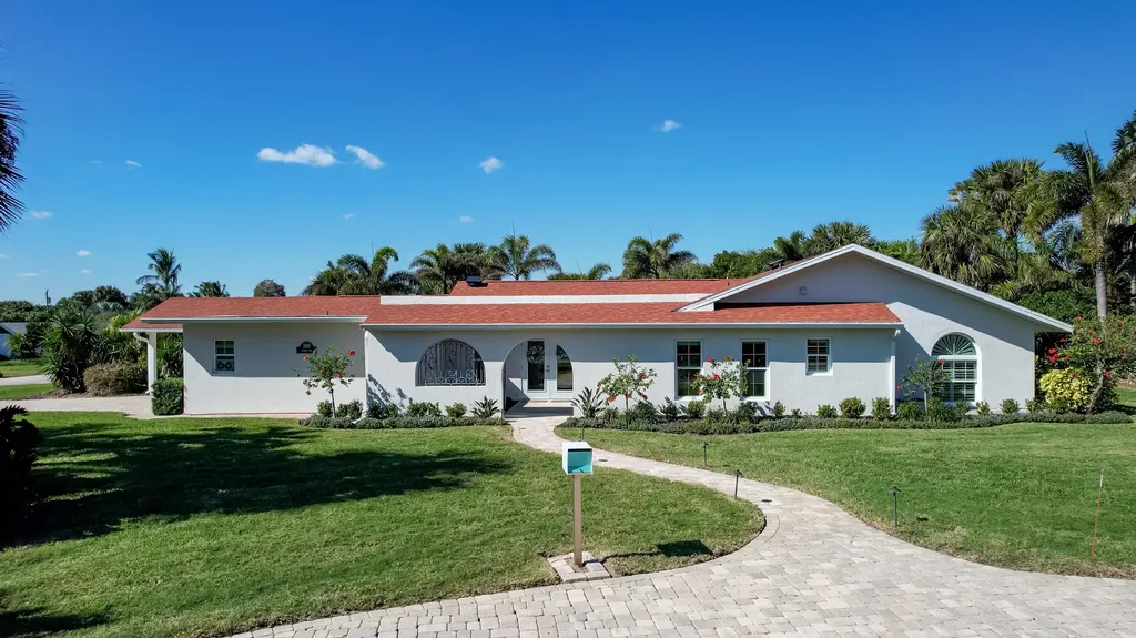 300 Banyan Way Melbourne Beach FL 32951