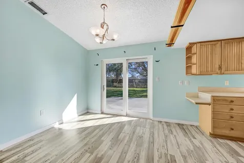 537 Tropicaire Avenue SW Palm Bay FL 32908