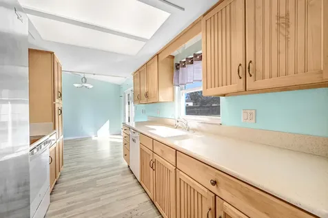 537 Tropicaire Avenue SW Palm Bay FL 32908