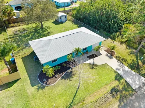 537 Tropicaire Avenue SW Palm Bay FL 32908
