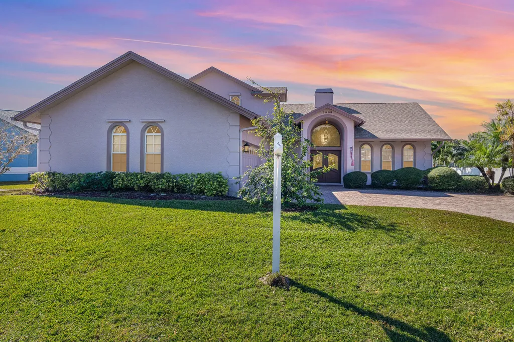 3985 Savannahs Trail Merritt Island FL 32953