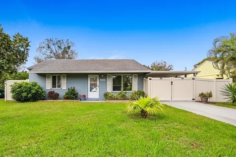 1916 Elizabeth Street Melbourne FL 32901