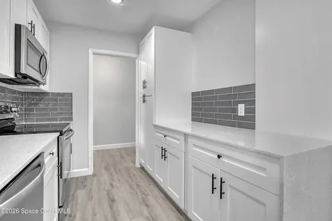 2010 Algeria Street NE Palm Bay FL 32905