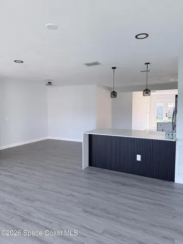 2010 Algeria Street NE Palm Bay FL 32905