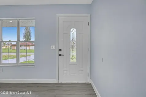 2010 Algeria Street NE Palm Bay FL 32905