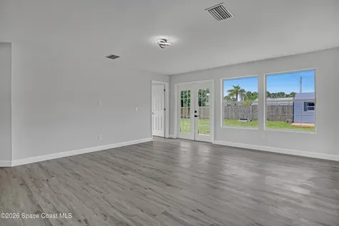 2010 Algeria Street NE Palm Bay FL 32905