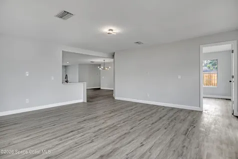 2010 Algeria Street NE Palm Bay FL 32905