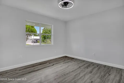2010 Algeria Street NE Palm Bay FL 32905
