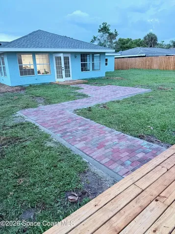 2010 Algeria Street NE Palm Bay FL 32905