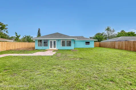 2010 Algeria Street NE Palm Bay FL 32905