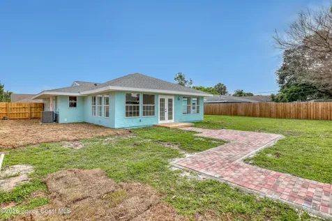 2010 Algeria Street NE Palm Bay FL 32905