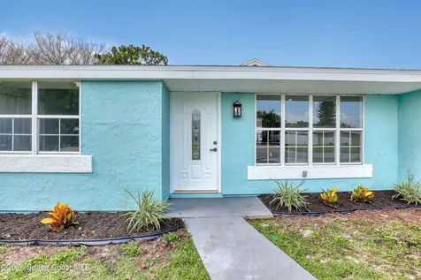 2010 Algeria Street NE Palm Bay FL 32905