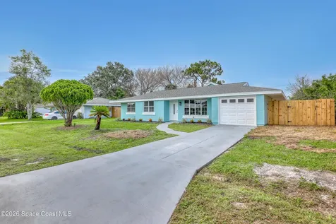 2010 Algeria Street NE Palm Bay FL 32905